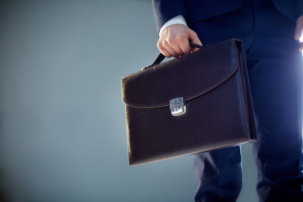 Como o fretamento empresarial garante segurança aos funcionários? Como o fretamento empresarial garante segurança aos funcionários?